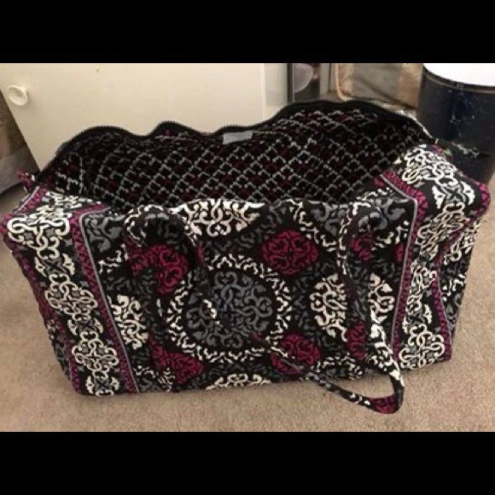 Vera Bradley large duffle bag